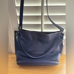 Long champ crossbody/bucket bag